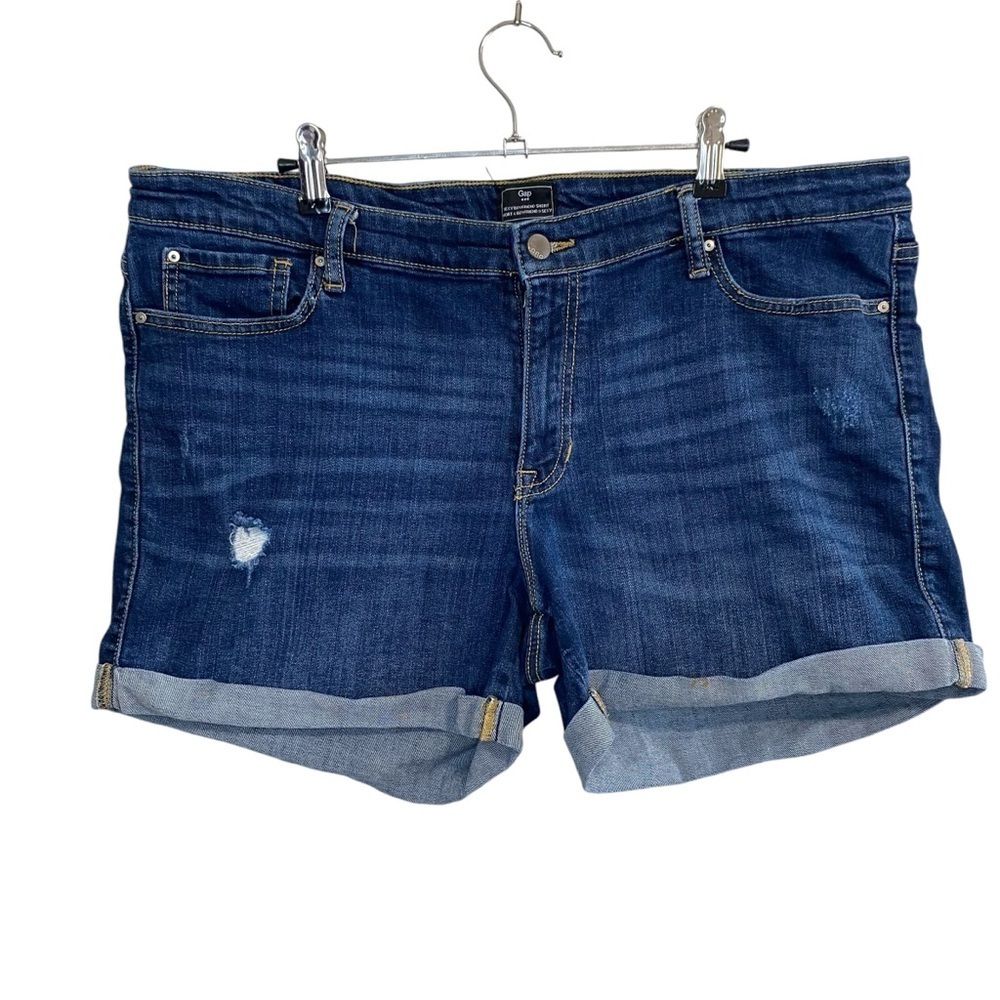 GAP - Sexy Boyfriend Short - 16/33